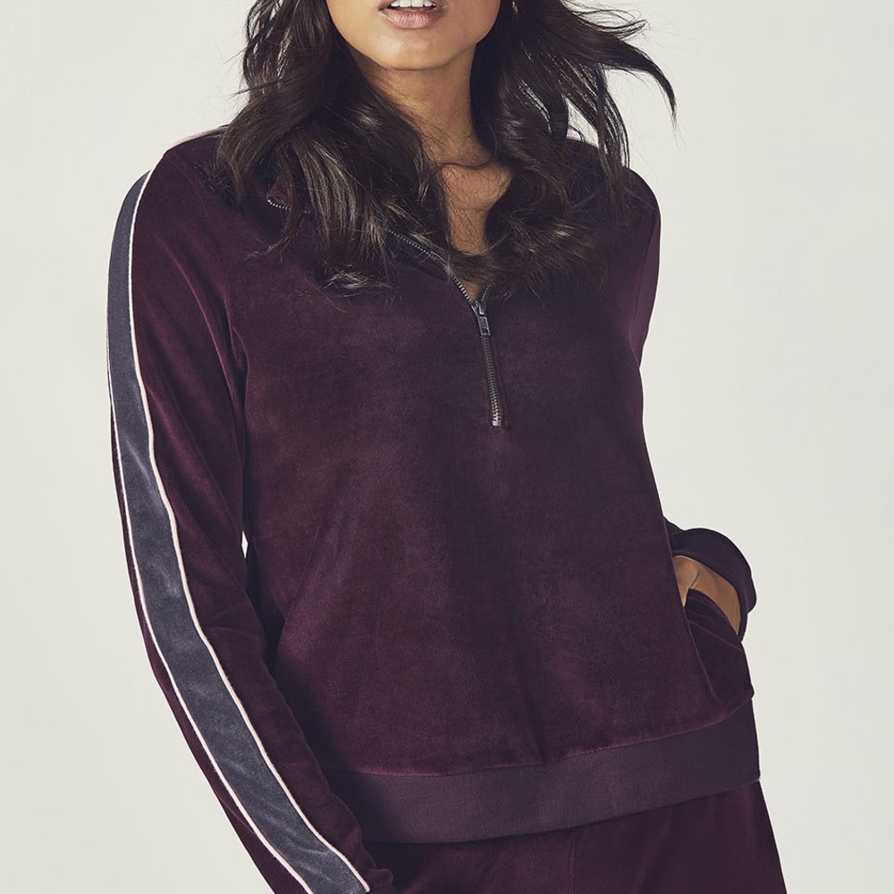 NWT Fabletics Britt Pullover and Jogger Set XSmall